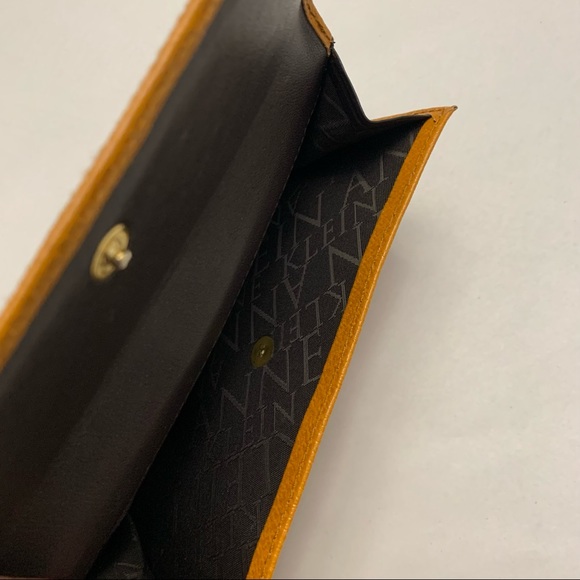 Anne Klein Leather Wallet Mustard Yellow Cute Minimalist Classy simple clutch - Picture 7 of 13